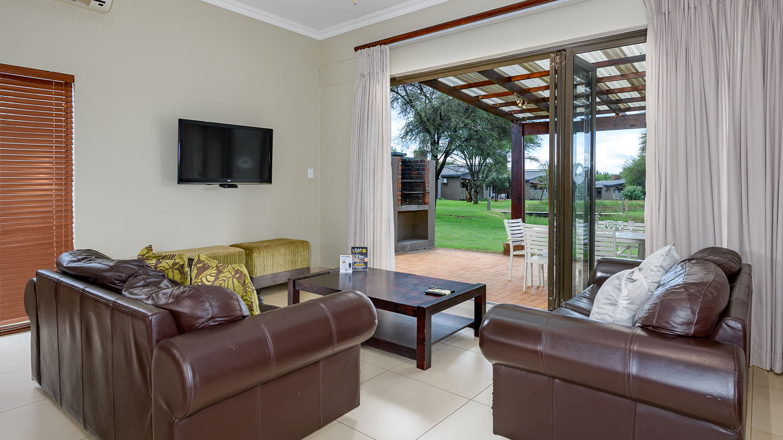 Three Bedroom Chalet with Patio